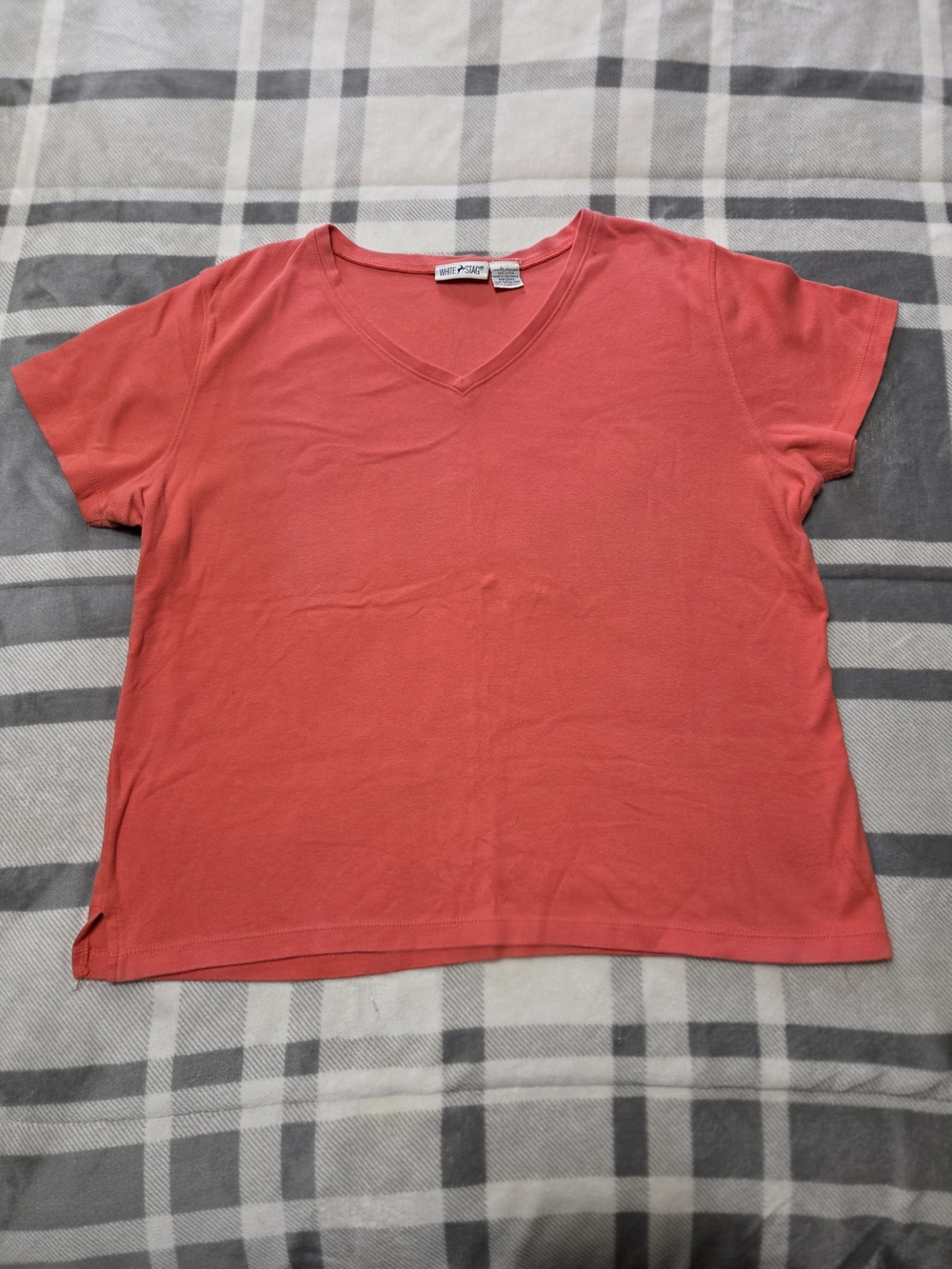 White Stag Coral V-Neck Short Sleeve Tee